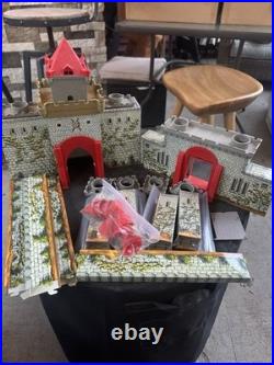Vintage Marx ROBIN HOOD CASTLE Play Set Medieval Tin
