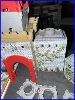 Vintage Marx ROBIN HOOD CASTLE Play Set Medieval Tin