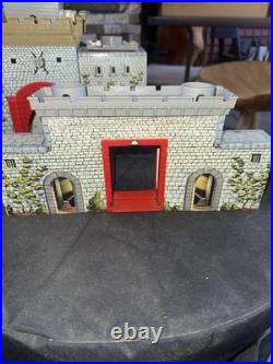 Vintage Marx ROBIN HOOD CASTLE Play Set Medieval Tin