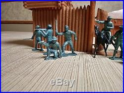 Vintage Marx Rin Tin Tin Fort Apache stockade with 60 mm Cavalry and Indians