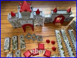 Vintage Marx Robin Hood Medieval Castle Toy Playset & Plastic Figures