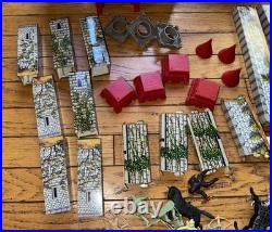 Vintage Marx Robin Hood Medieval Castle Toy Playset & Plastic Figures