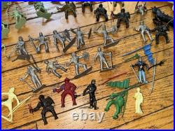 Vintage Marx Robin Hood Medieval Castle Toy Playset & Plastic Figures Vintage Marx Robin Hood Medieval Castle Toy Playset & Plastic Figures