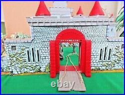 Vintage Marx Robinhood Castle Set #4719 & Accessories