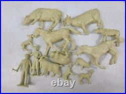 Vintage Marx Roy Rogers Double R Bar Ranch Rodeo Playset Litho Bunkhouse Cowboys