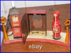 Vintage Marx Service Station Tin Toy