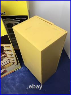 Vintage Marx Sindy Doll Play Set Range Oven Refrigerator Cabinet 1970's With Boxes