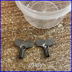 Vintage Marx Streamline 16 Racetracks, Windup Car, Track Keys Box