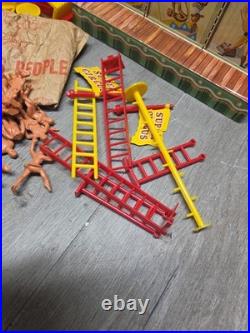 Vintage Marx Super Circus Big Top Tent Play Set Tin Litho Almost Complete Great