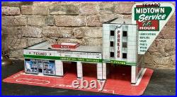 Vintage Marx Texaco Automotive Center Gas & Oil Service Station Tin Toy with Sign