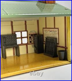 Vintage Marx Tin US Army Headquarters Training Center With Soldiers & Extras