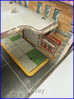 Vintage Marx Tinplate Bus Station 23 Wide Base