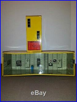 Vintage Marx Tom Corbett playset 1953 Rare Yellow