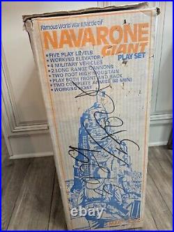 Vintage Marx Toys World War II Battle of Navarone Giant Soldiers Playset with box