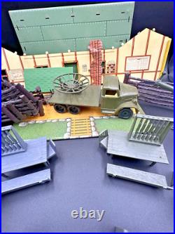 Vintage Marx U. S. Armed Forces Training Center Playset No. 4139 Original box