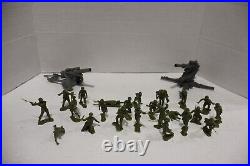 Vintage Marx WWII Battleground Playset Vehicles Soldiers Buildings Terrain READ