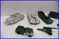 Vintage Marx WWII Battleground Playset Vehicles Soldiers Buildings Terrain READ