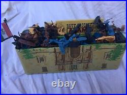 Vintage Marx. Walt Disney. Davy Crockett Alamo Play Set Fort Tin & figures