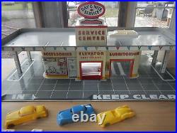 Vintage Marx toys # 3474 day nite service gas station / garage with box