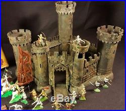 Vintage Rare 1964 MARX Miniature KNIGHTS AND VIKINGS Playset with box