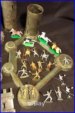 Vintage Rare 1964 MARX Miniature KNIGHTS AND VIKINGS Playset with box