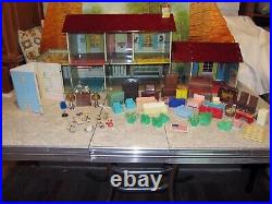 Vintage TIN Litho 1950s Doll House MARX 50+ piece Furniture Lights BRIGHT COLOR