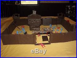 Vintage Toy 1970s Marx Fort Apache Playset