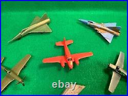 Vintage marx airport playset aircraft