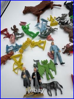 Vtg 1950s Marx Fort Apache Stockade Playset Series 2000 #3660 Includes Figures