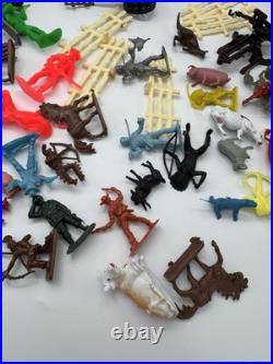 Vtg 1950s Marx Fort Apache Stockade Playset Series 2000 #3660 Includes Figures