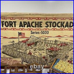 Vtg 1950s Marx Fort Apache Stockage Series 5000 No 3675 Playset with Extras