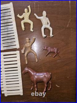Vtg 1950s Marx Roy Rogers Rodeo Playset IN BOX with Dale Evans Pat Brady Saddles