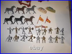 Vtg 1960s MARX Carry-All Action Medieval FIGHTING KNIGHTS Horses + MP Castle