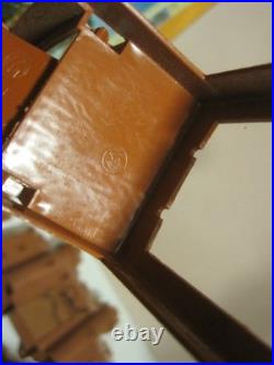 Vtg 1960s MARX Carry-All Action Medieval FIGHTING KNIGHTS Horses + MP Castle