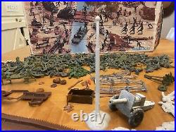 Vtg 1977 MARX World War II BATTLEGROUND! Set IN ORIGINAL BOX 4204 Tanks Army Men