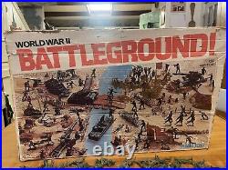 Vtg 1977 MARX World War II BATTLEGROUND! Set IN ORIGINAL BOX 4204 Tanks Army Men