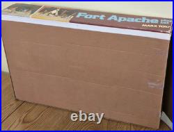 Vtg 1978 Marx 54mm Fort Apache playset 4202 plastic fort & General Custer Figure