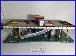 Vtg 50s 60s Marx Tin Litho Gas Station Service Center Playset Lights Up RARE Vtg 50s 60s Marx Tin Litho Gas Station Service Center Playset Lights Up RARE