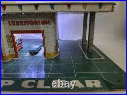 Vtg 50s 60s Marx Tin Litho Gas Station Service Center Playset Lights Up RARE Vtg 50s 60s Marx Tin Litho Gas Station Service Center Playset Lights Up RARE