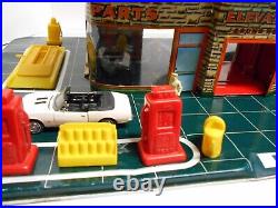 Vtg MARX Pressed-Metal Lithograph Gas/Service Station with Detailed Accessories B