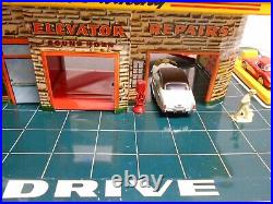 Vtg MARX Pressed-Metal Lithograph Gas/Service Station with Detailed Accessories B