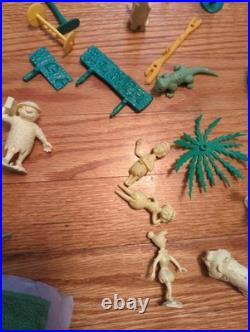 Vtg Original Marx The Flintstones Playset Parts Figures Rock Buildings 1960s
