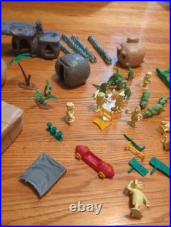 Vtg Original Marx The Flintstones Playset Parts Figures Rock Buildings 1960s