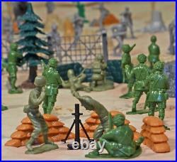 WWII Battle of the Bulge Playset #1 Bastogne Forest Battle 54mm Plastic