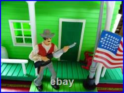 Western Town Play Set vintage LOT 12- 1/32 SCALE