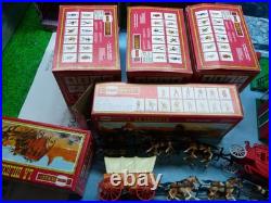 Western Town Play Set vintage LOT 12- 1/32 SCALE