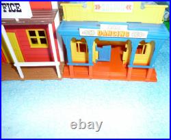 Western Town Play Set vintage LOT 4