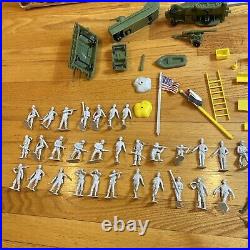 World War II Marx Guns Of Navarone Giant Soldiers Playset Vintage Used Set W Box