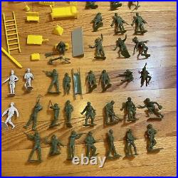 World War II Marx Guns Of Navarone Giant Soldiers Playset Vintage Used Set W Box