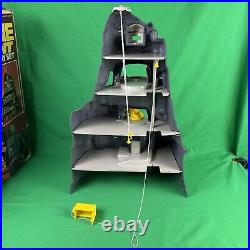 World War II Marx Guns Of Navarone Giant Soldiers Playset with Lots Of Extras